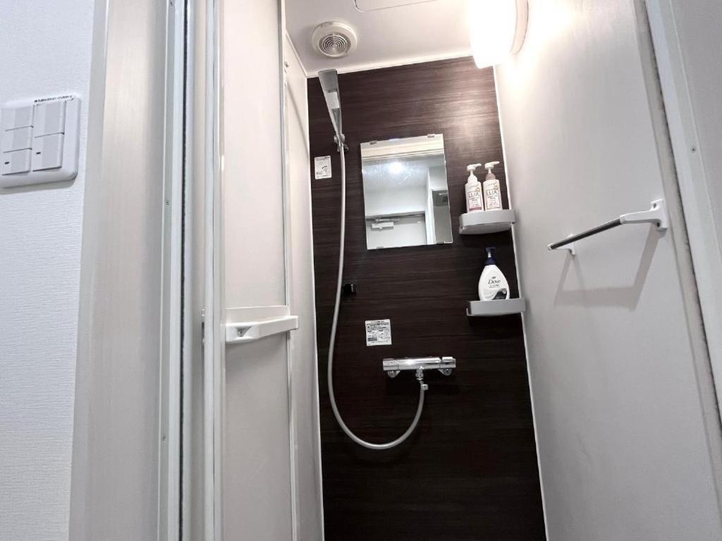 Homestay Shinjuku Shinokubo 駅近 A7 *